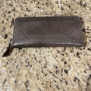 Frye Melissa gray zipper wallet